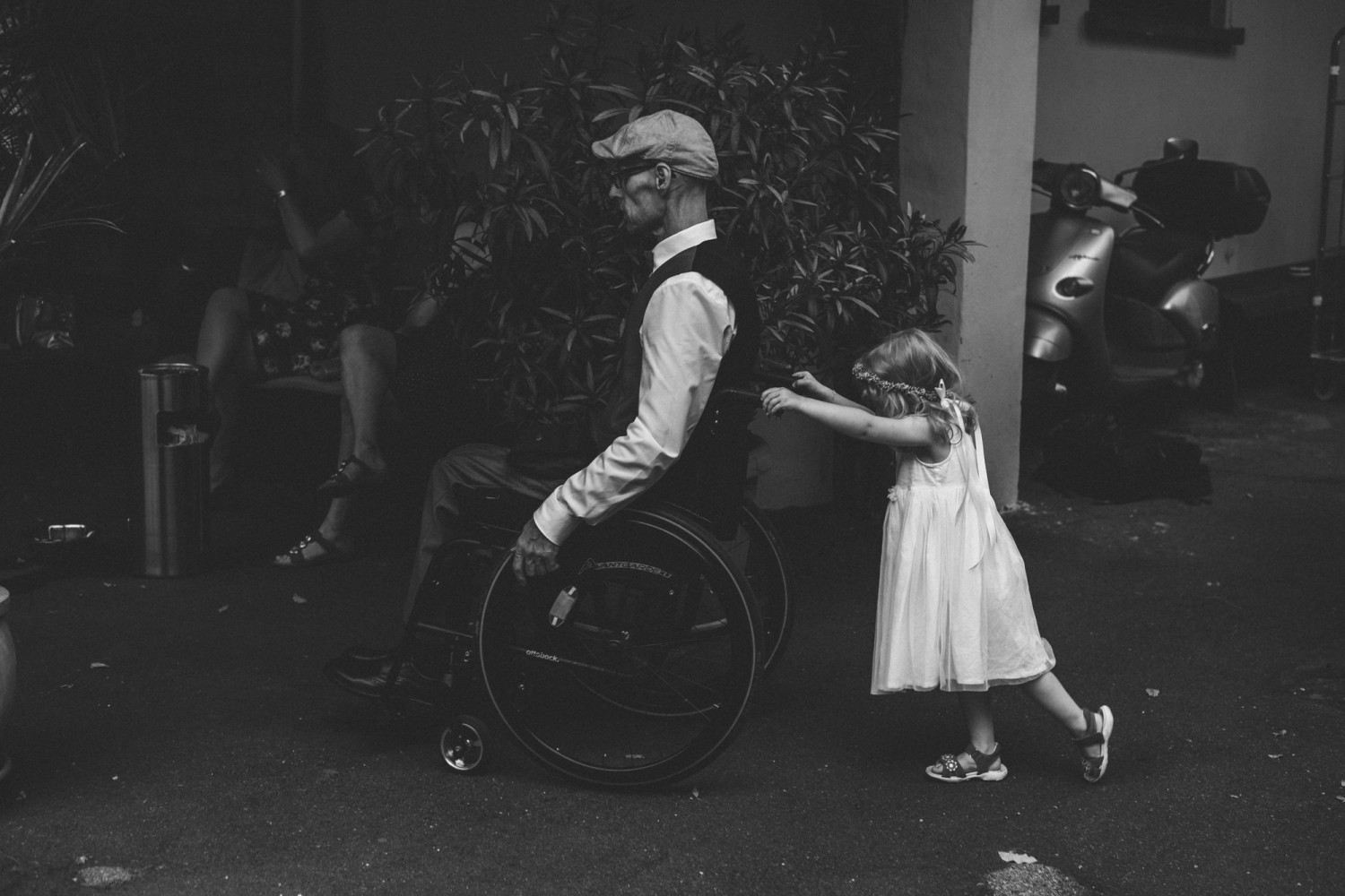 523- Hochzeit Weingut am Maxbrunnen - Bad Duerkheim - Jaqueline & Florian & Joleen - Stephan Presser Photography