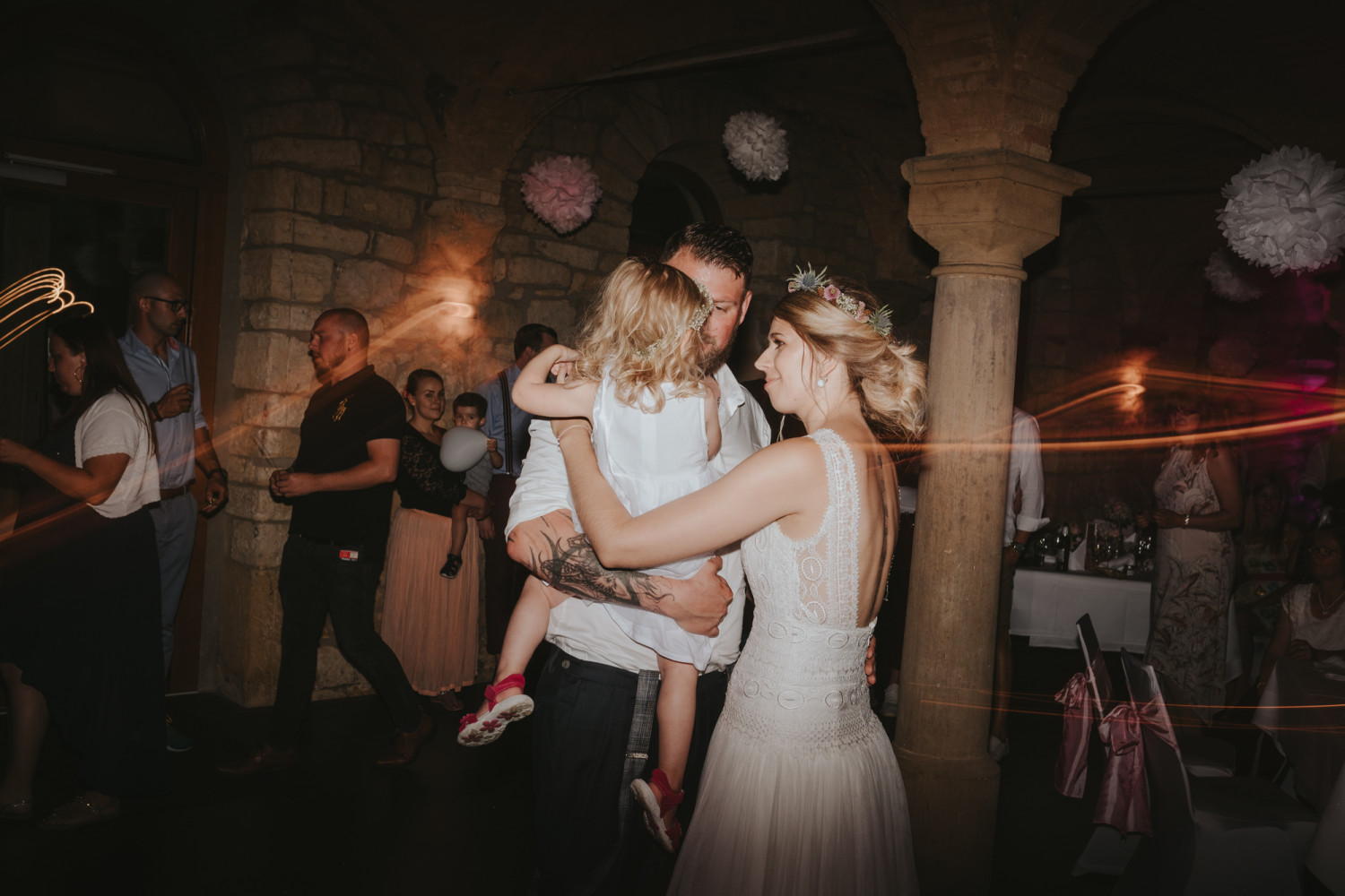 657- Hochzeit Weingut am Maxbrunnen - Bad Duerkheim - Jaqueline & Florian & Joleen - Stephan Presser Photography
