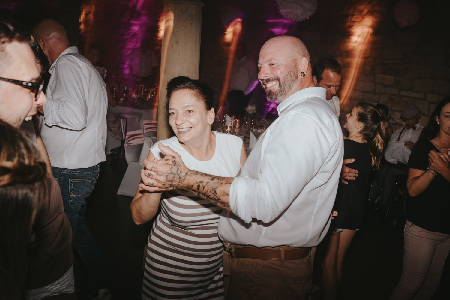 681- Hochzeit Weingut am Maxbrunnen - Bad Duerkheim - Jaqueline & Florian & Joleen - Stephan Presser Photography